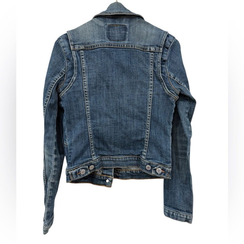 Levi’s Women’s Denim Jacket Size Small - Picture 2 of 6